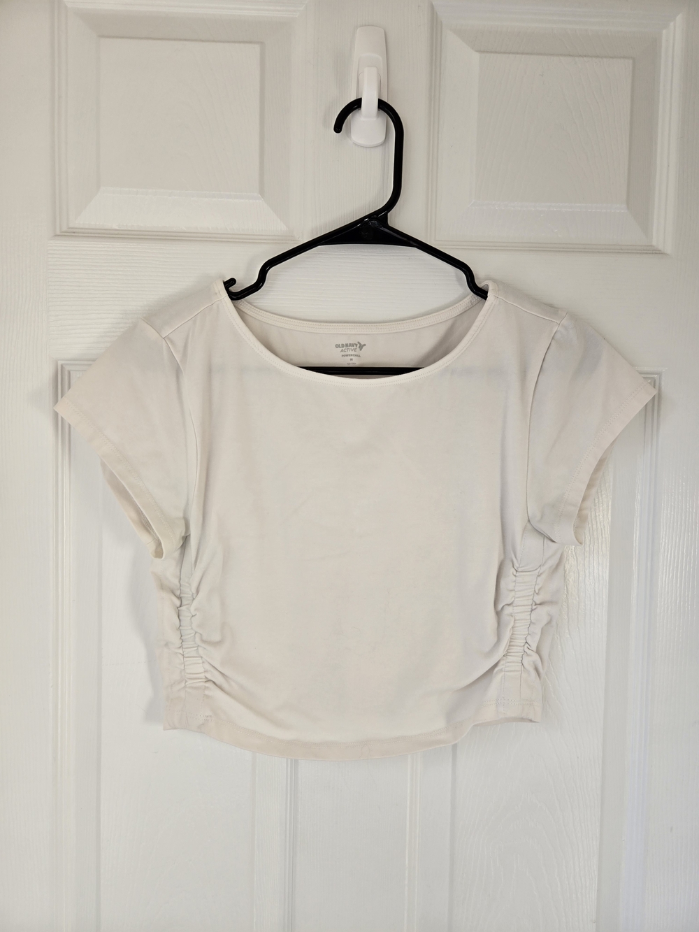 Old Navy Active Powerchill White Side-Ruched Crop Top Medium